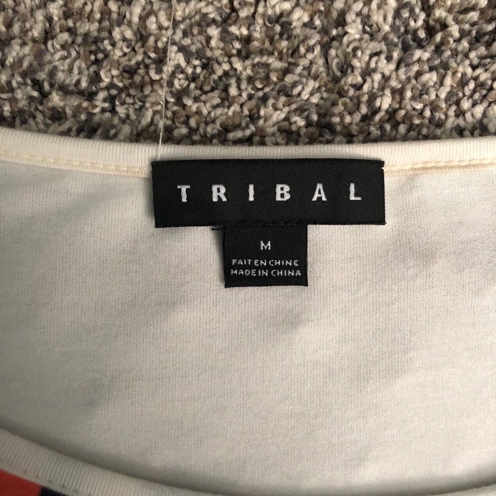 Patterned Tribal Top - Picture 2 of 3